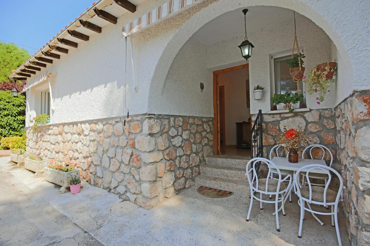 Villa Antares Para 2 A 10 Personas En Renera Luaran gambar